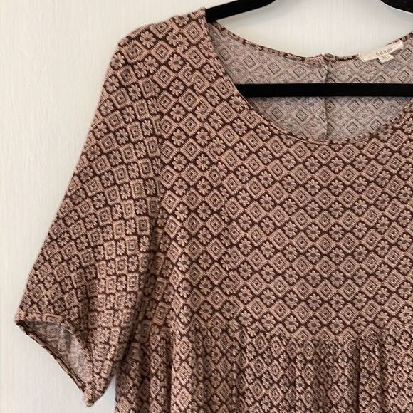 easel lace trimmed simple print dress with elbow sleeves size medium - Picture 5 of 11